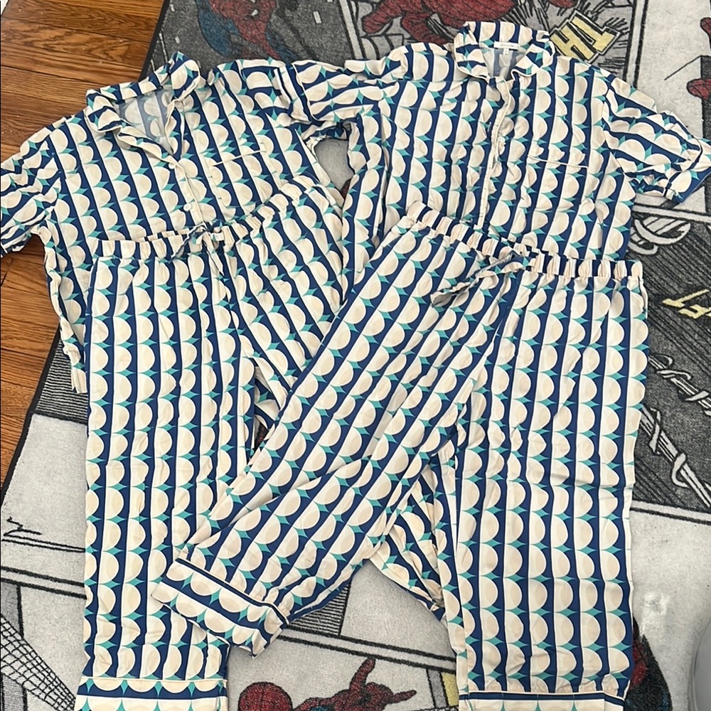 Set of 2 LOVE & LORE COTTON PAJAMAS GEOMETRIC PRINT SIZE L